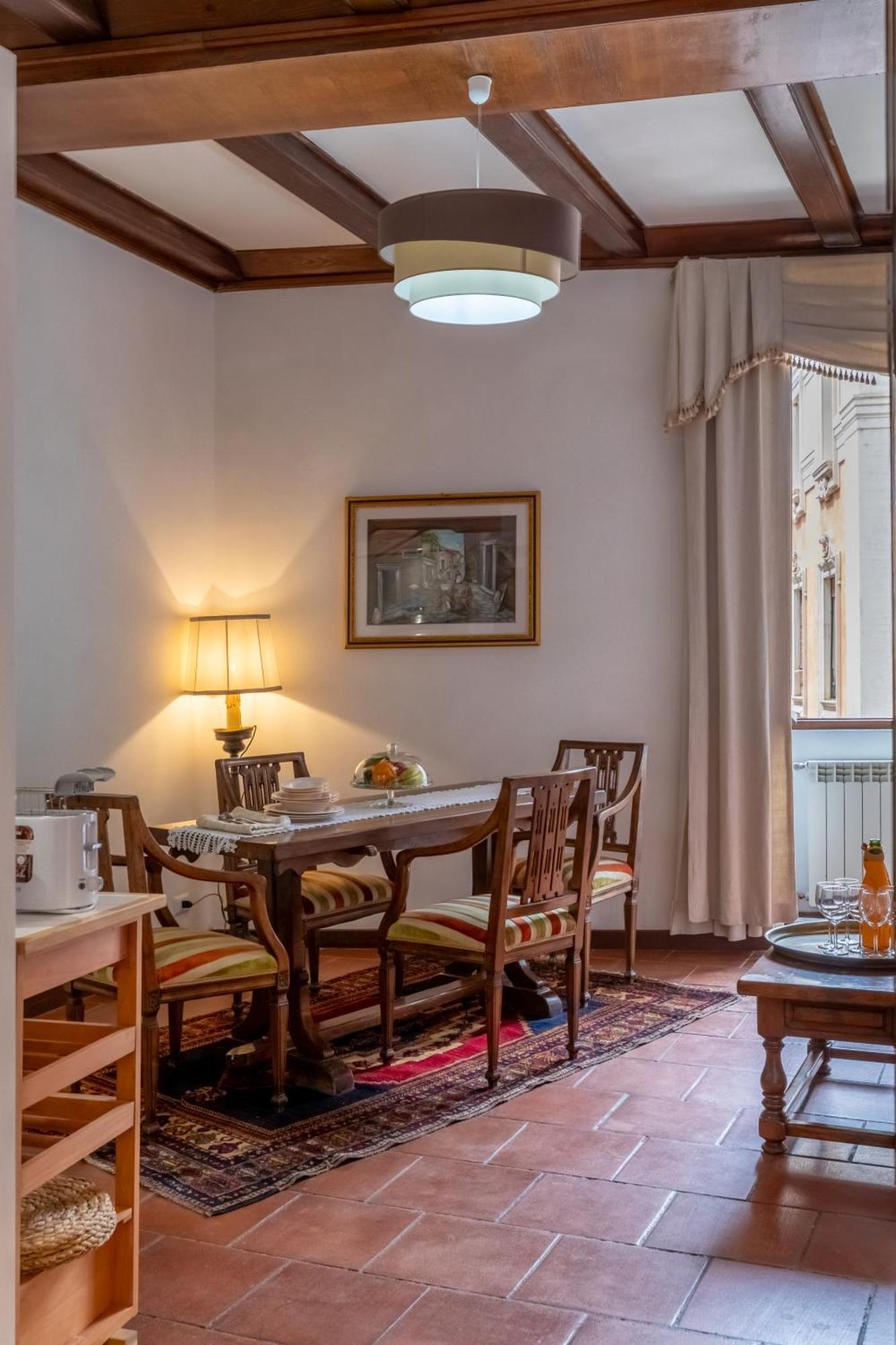 Chilling' Piazza Di Spagna Apartment